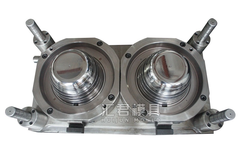 1 out 2 shallow buckets